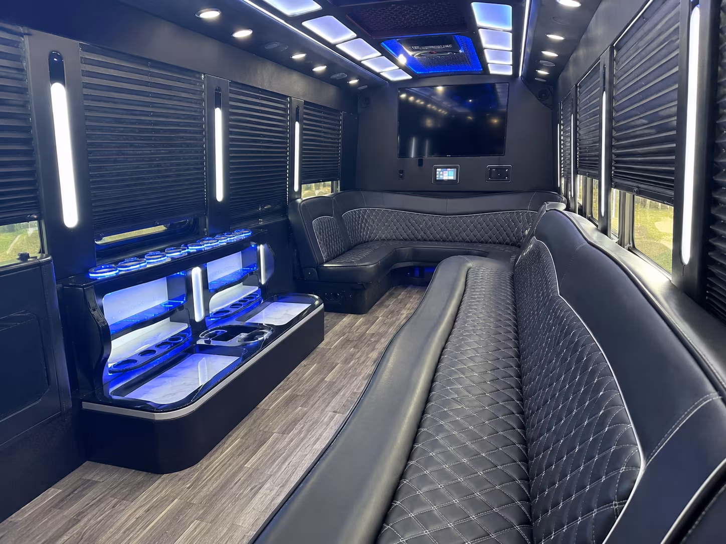 Denver Winery Tour & Pub Crawl Transportation party bus exterior