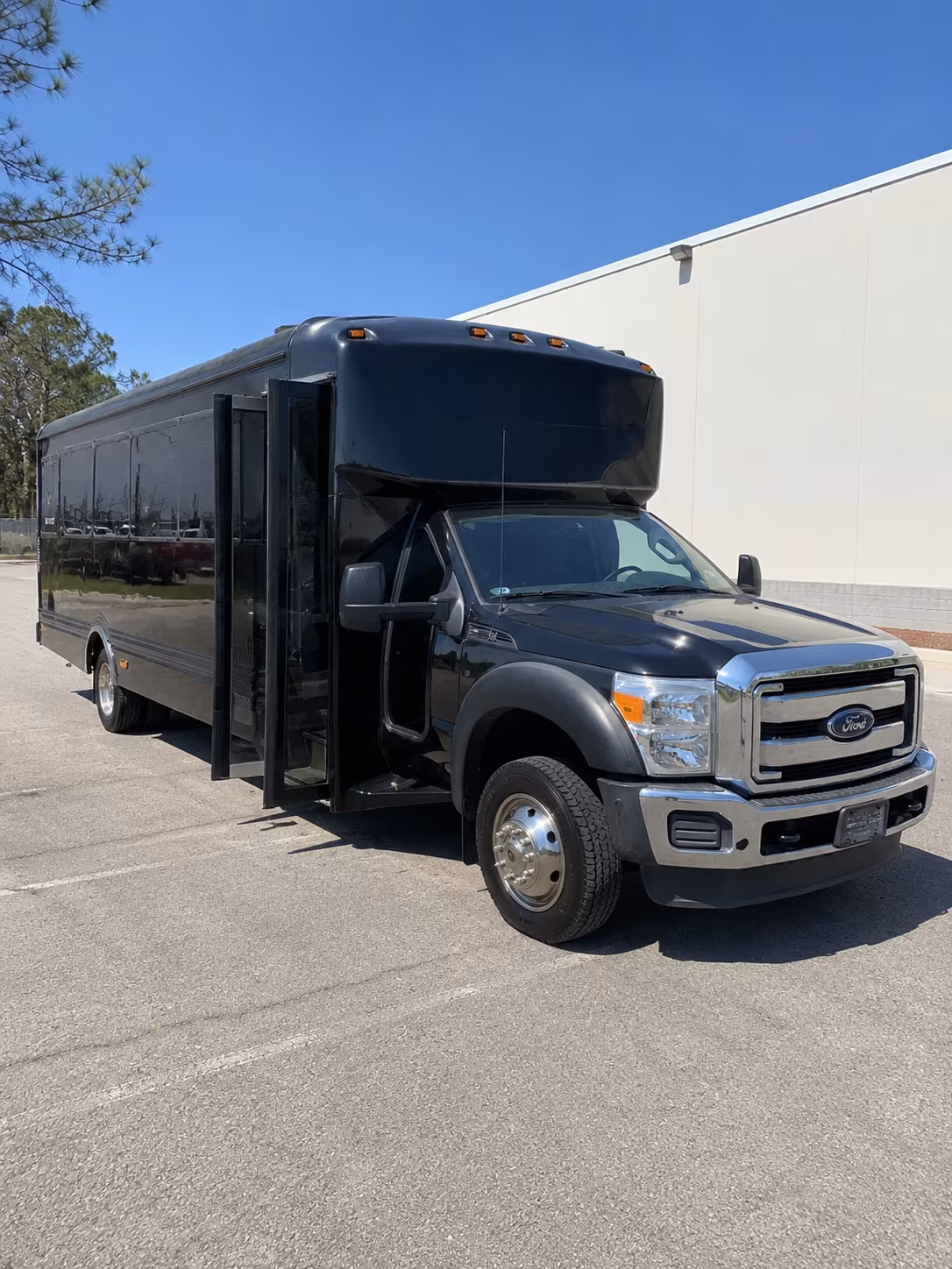 Denver Winery Tour & Pub Crawl Transportation onboard seating